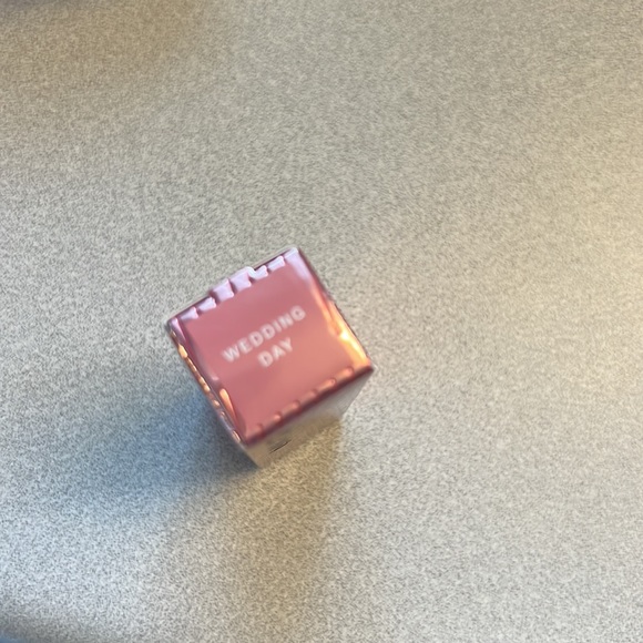 Lawless satin lip colour in shade Wedding Day. Original formula - Picture 2 of 3